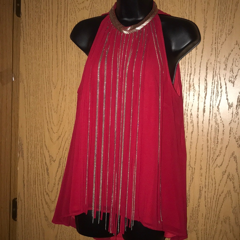 NWOT Lovely fashionable blouse with chains